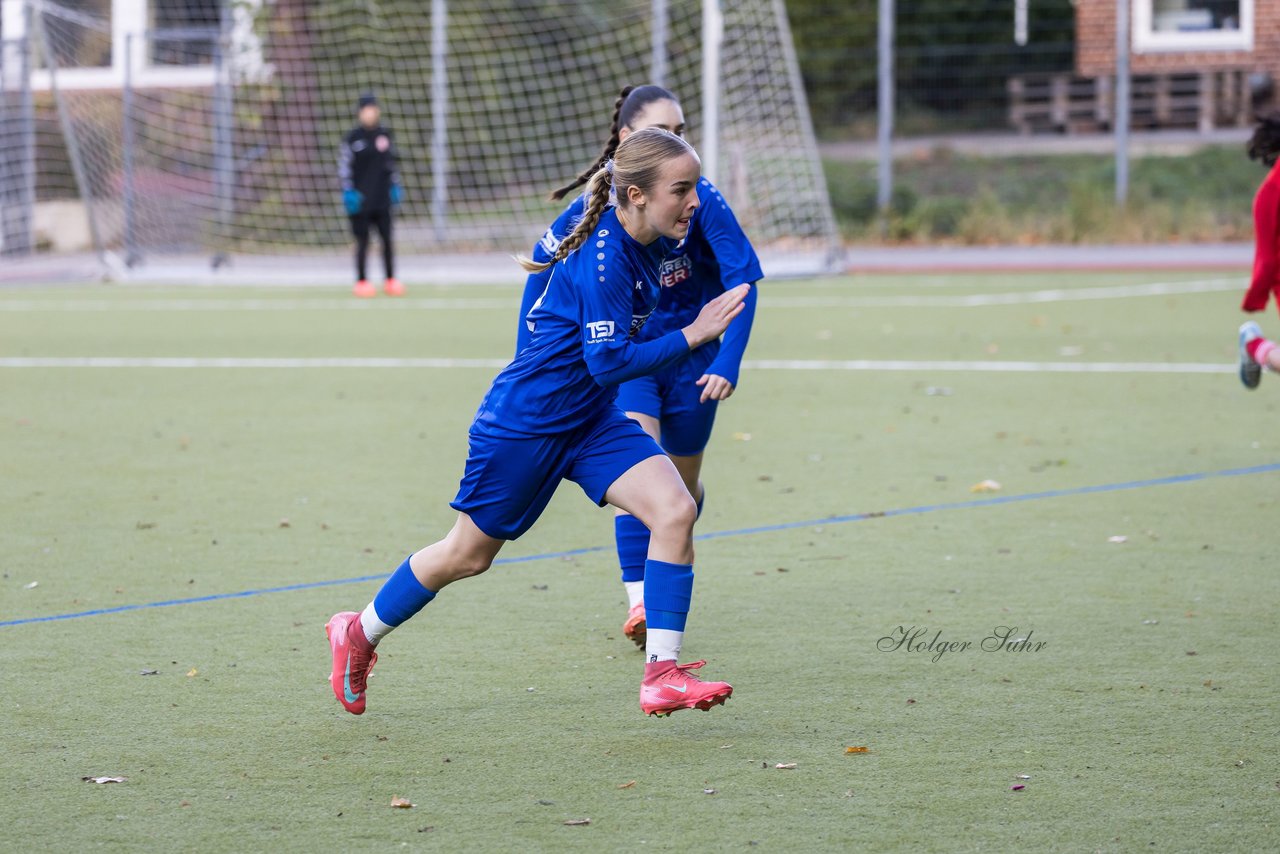 Bild 299 - wCJ Eimsbuettler TV - FC Rosengarten : Ergebnis: 2:0